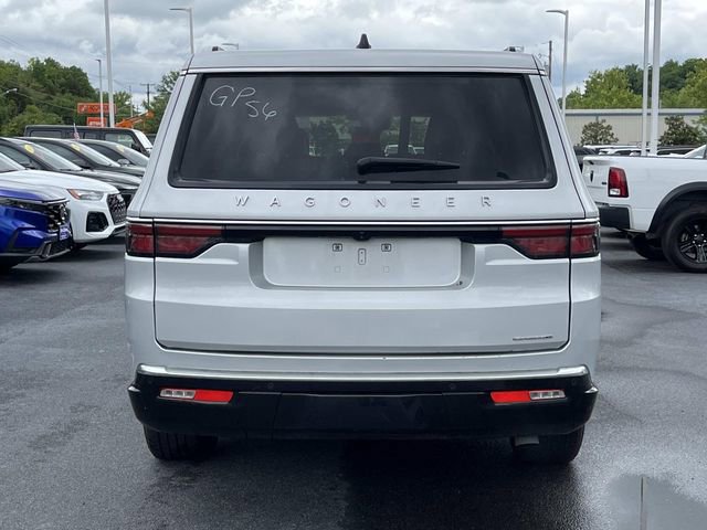 Used 2024 Jeep Wagoneer L Series II w/ Flexible Seating Group AWD/4WD image 4
