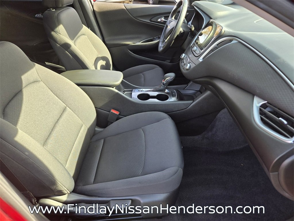 Used 2022 Chevrolet Malibu RS image 16