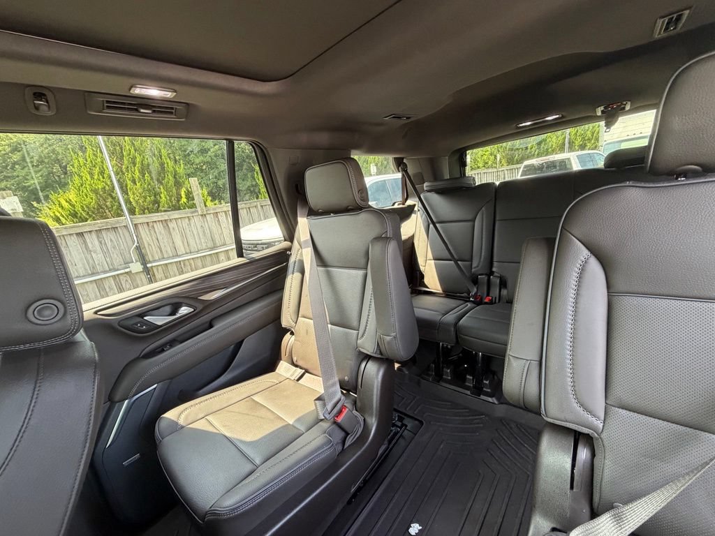 Used 2022 GMC Yukon Denali AWD/4WD image 15