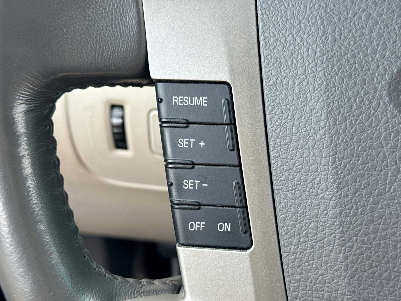 Used 2010 Ford Flex SEL FWD image 15