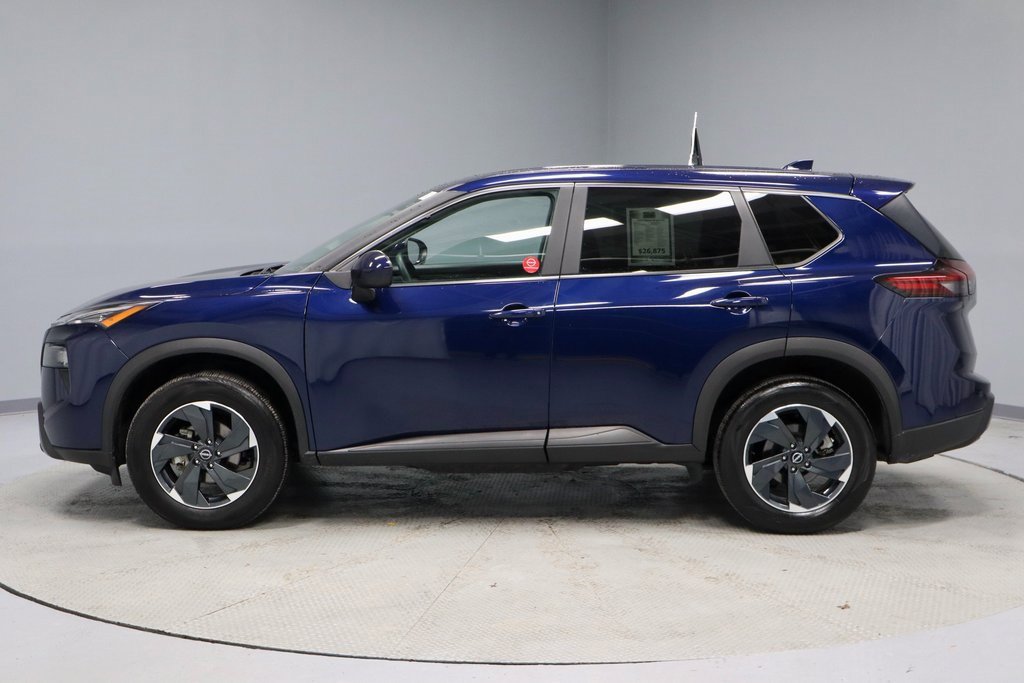 Certified 2024 Nissan Rogue SV image 10