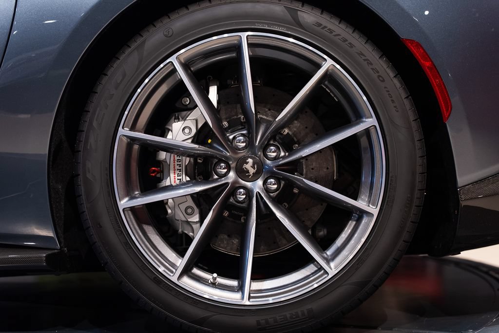 Certified 2023 Ferrari 812 GTS RWD image 14