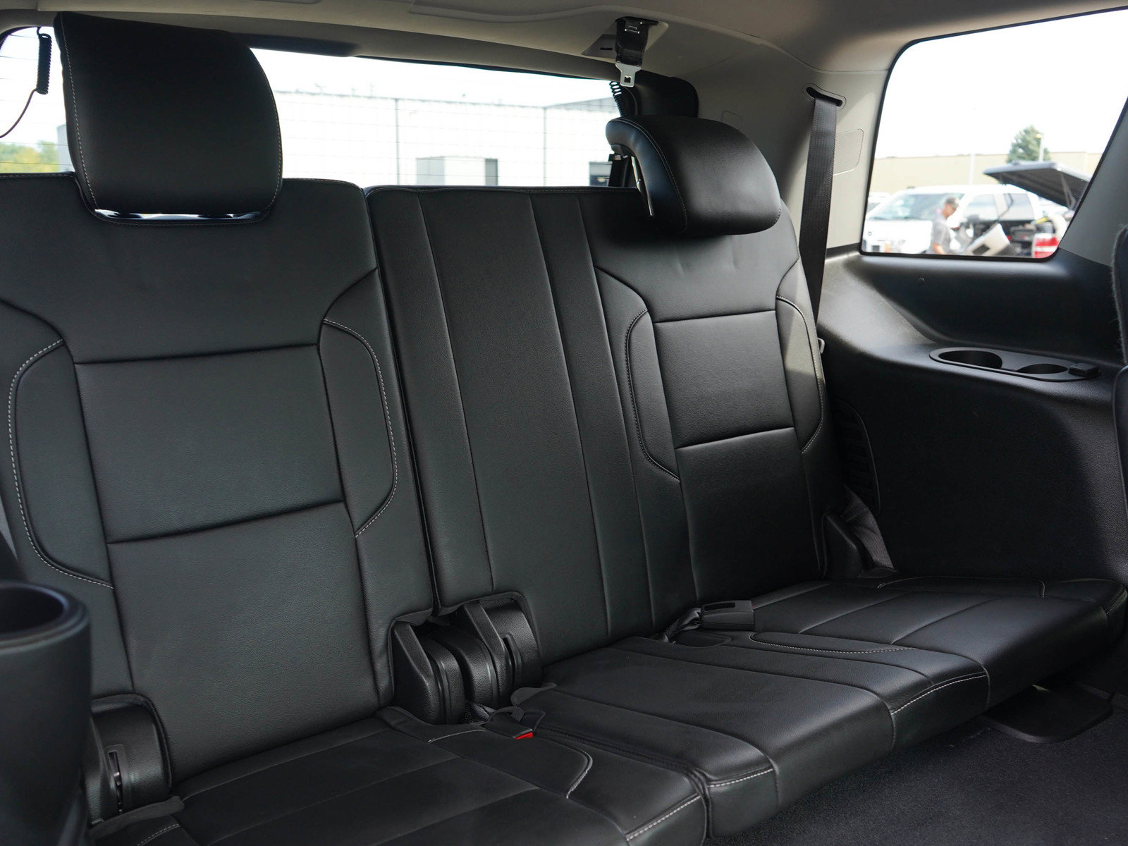 Used 2019 Chevrolet Tahoe LT w/ RST Edition AWD/4WD image 13