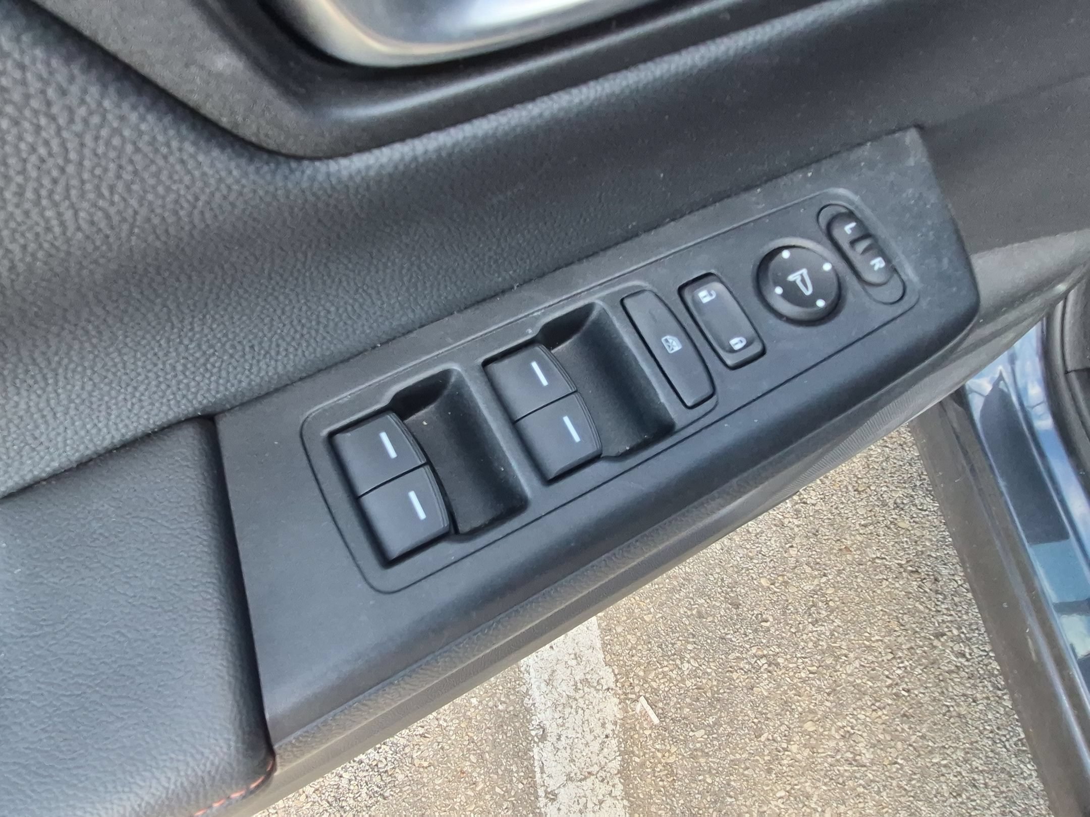 Used 2024 Honda CR-V Sport-L image 11