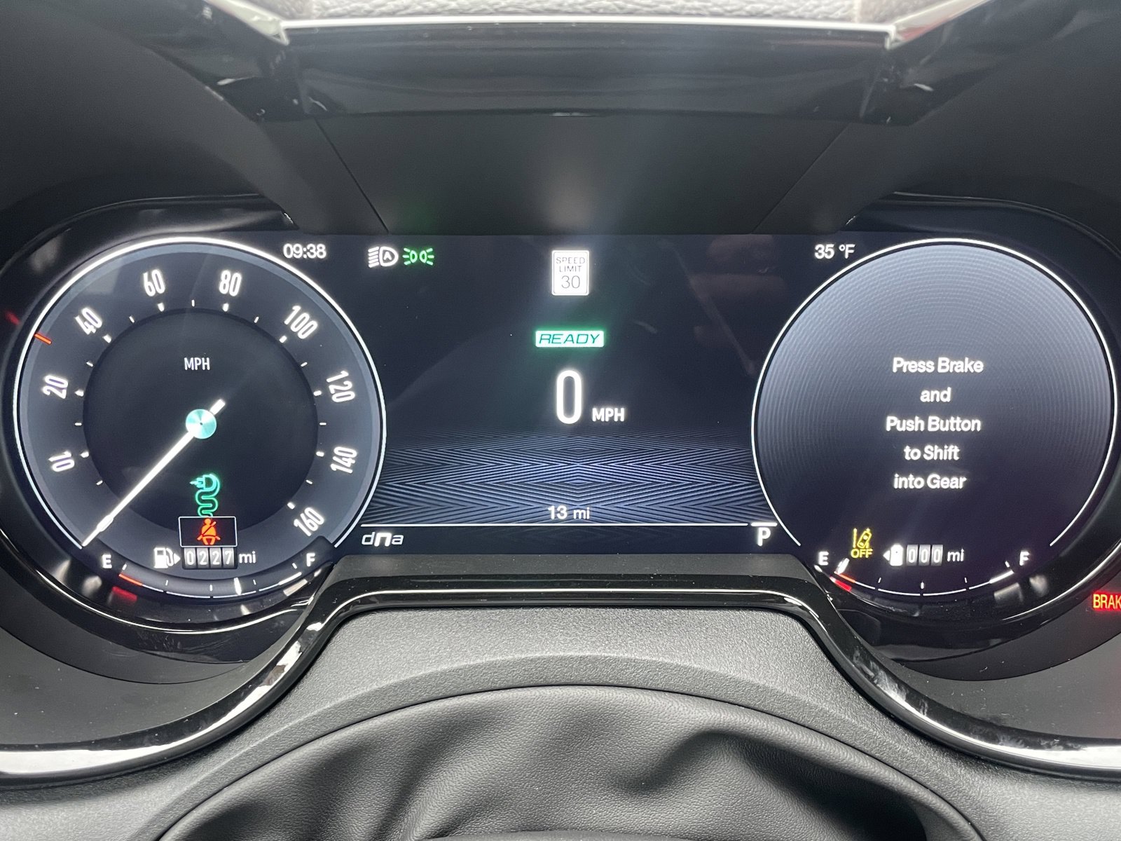 New 2025 Alfa Romeo Tonale AWD/4WD image 17