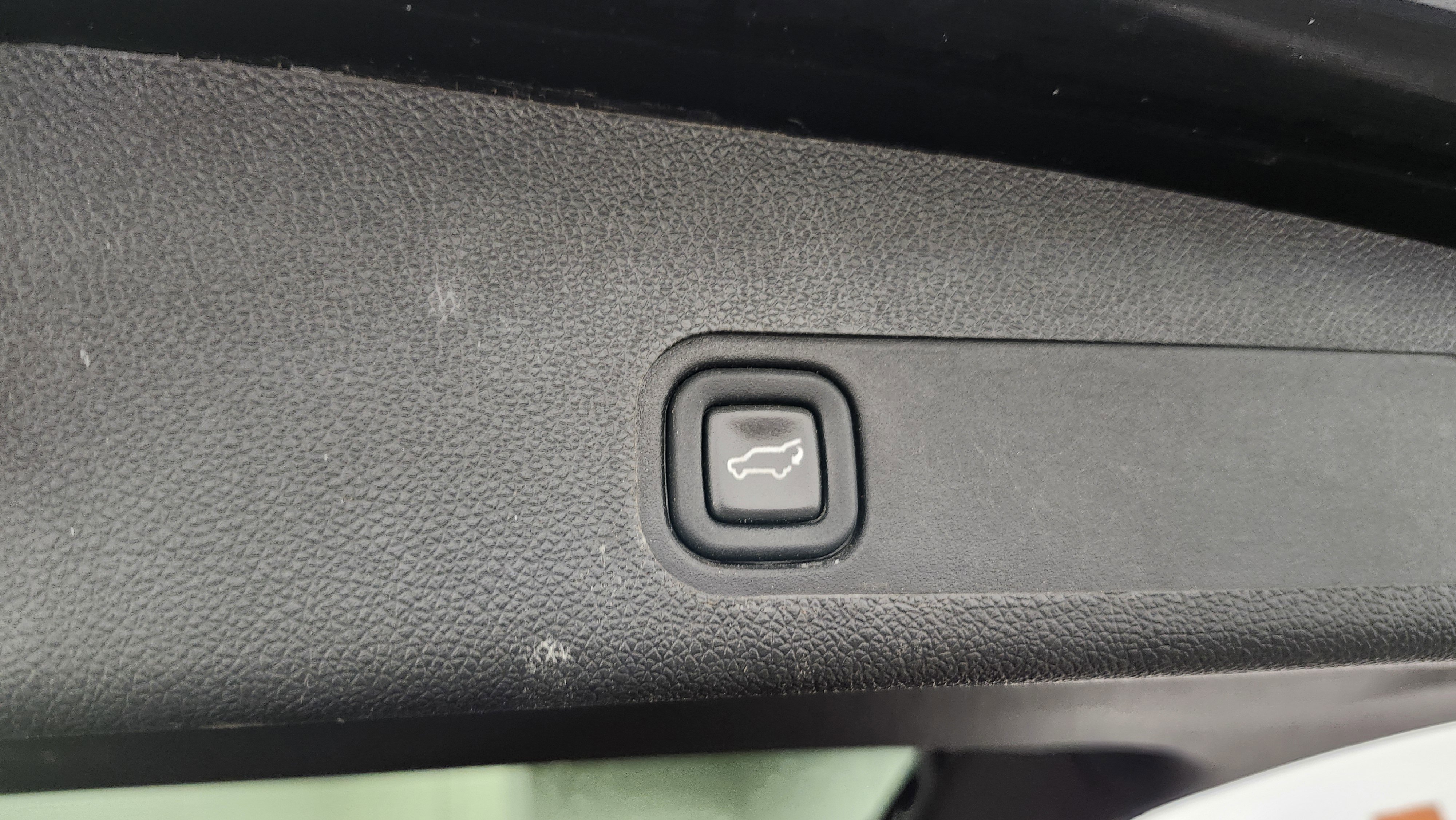 Used 2014 Chevrolet Tahoe LT image 26