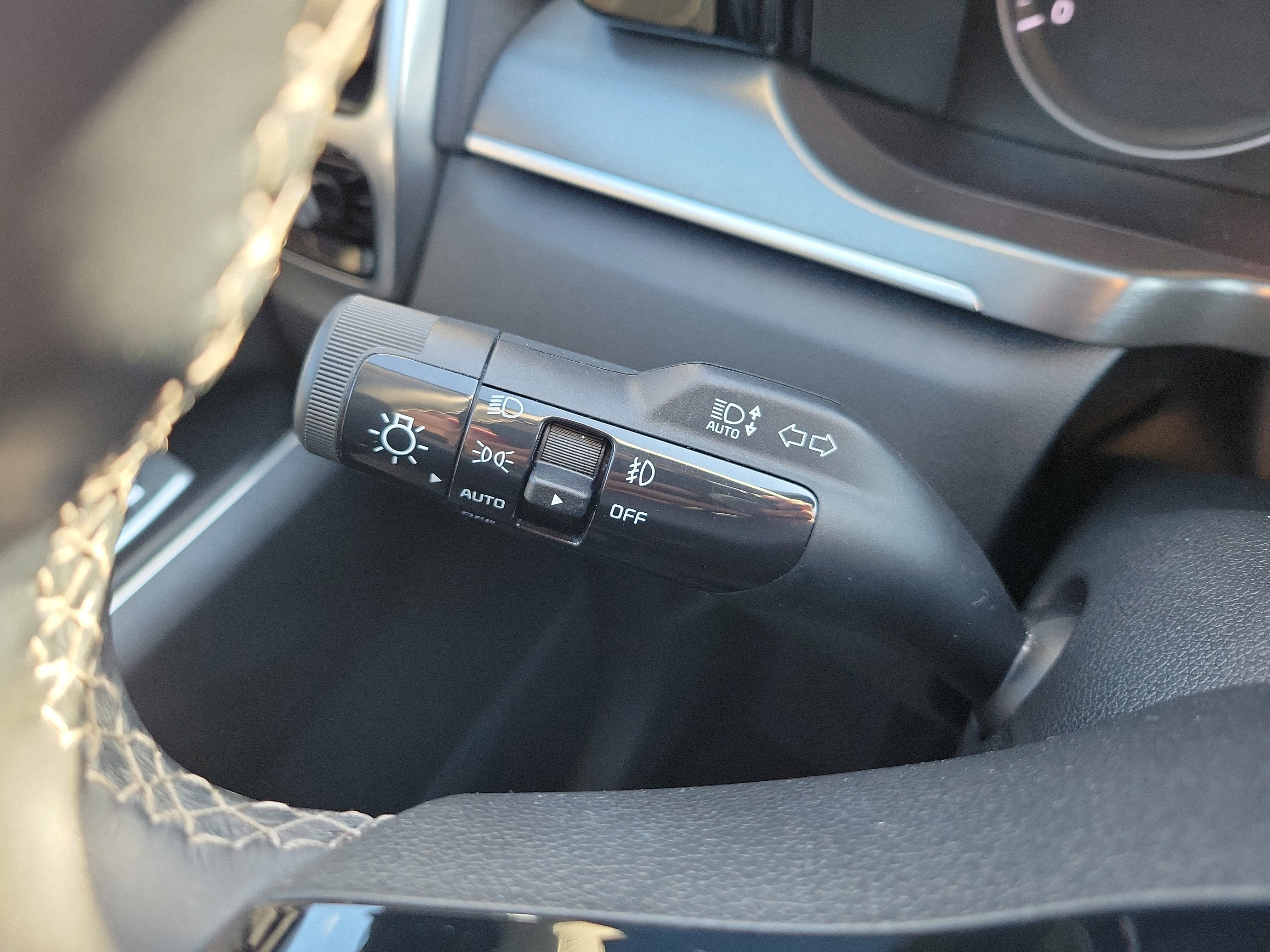 Certified 2021 Kia Sorento SX image 31