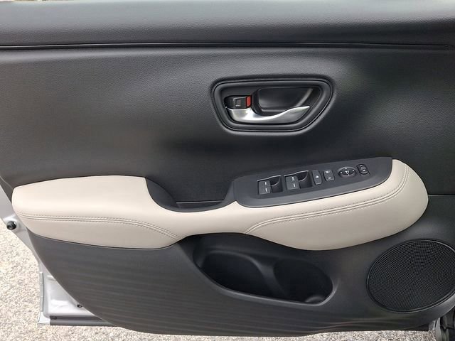 Certified 2026 Honda HR-V LX image 12