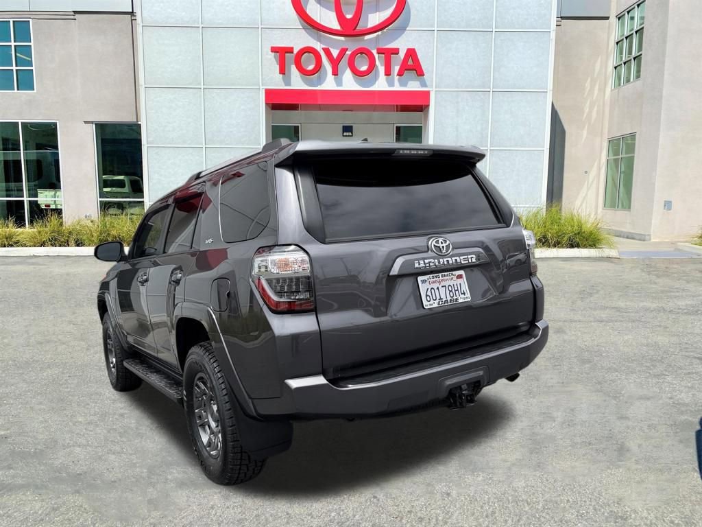 Used 2021 Toyota 4Runner SR5 RWD image 5