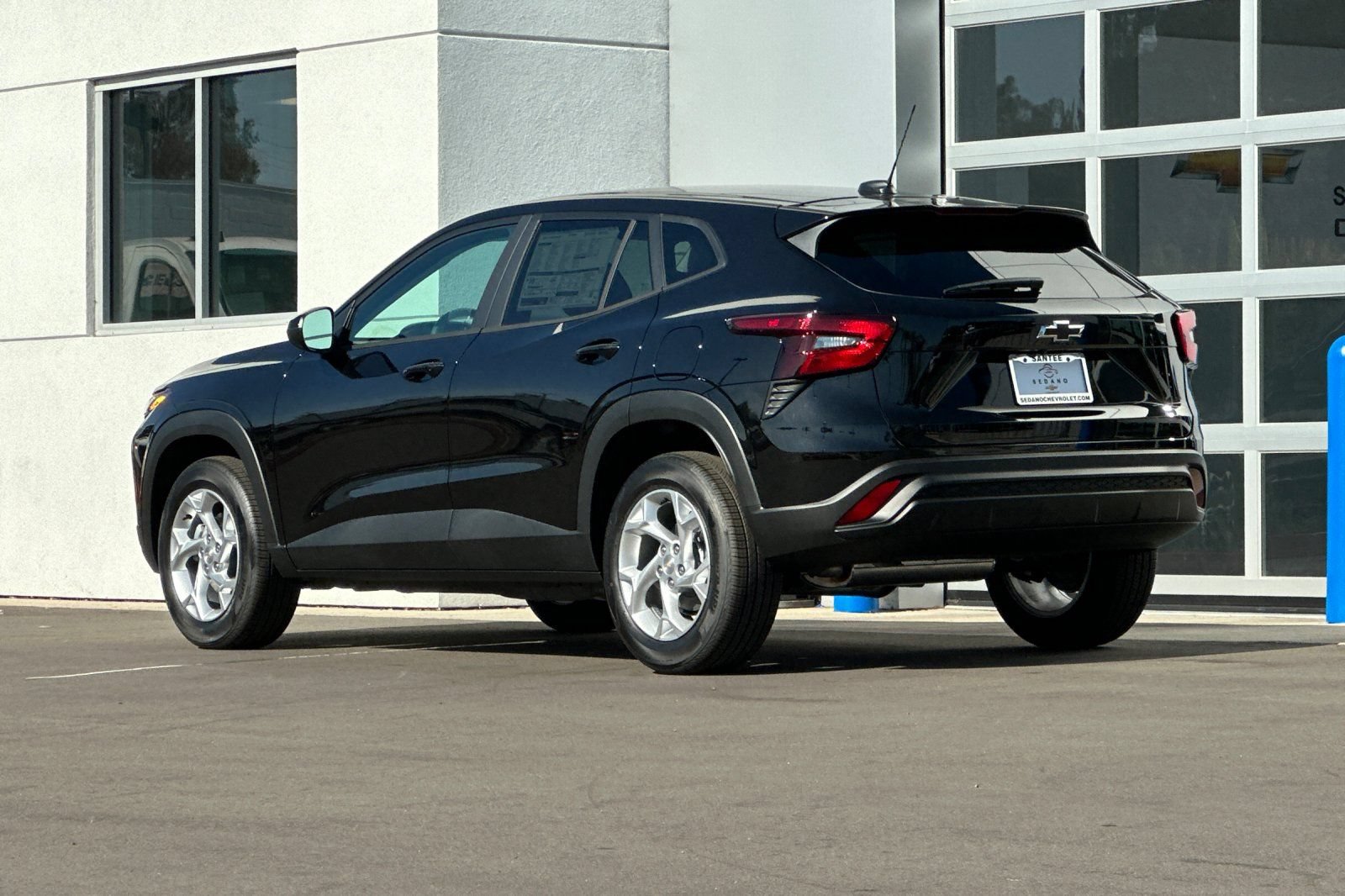 New 2026 Chevrolet Trax LS w/ LS Convenience Package FWD image 6
