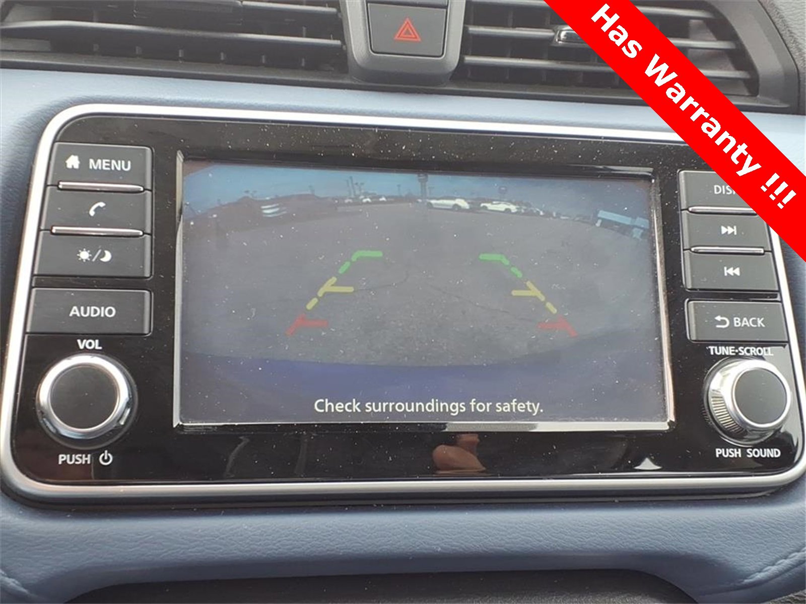 Used 2023 Nissan Versa SV image 17