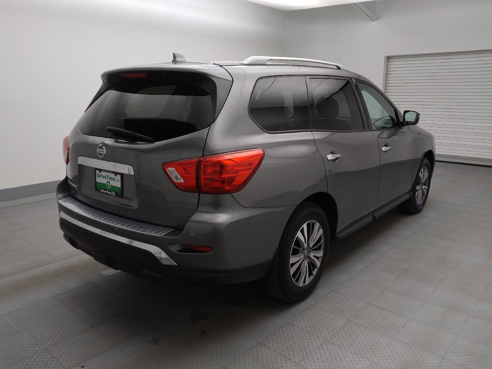 Used 2020 Nissan Pathfinder S image 9