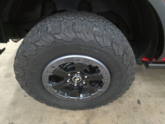 Used 2022 Ford Bronco Badlands image 7