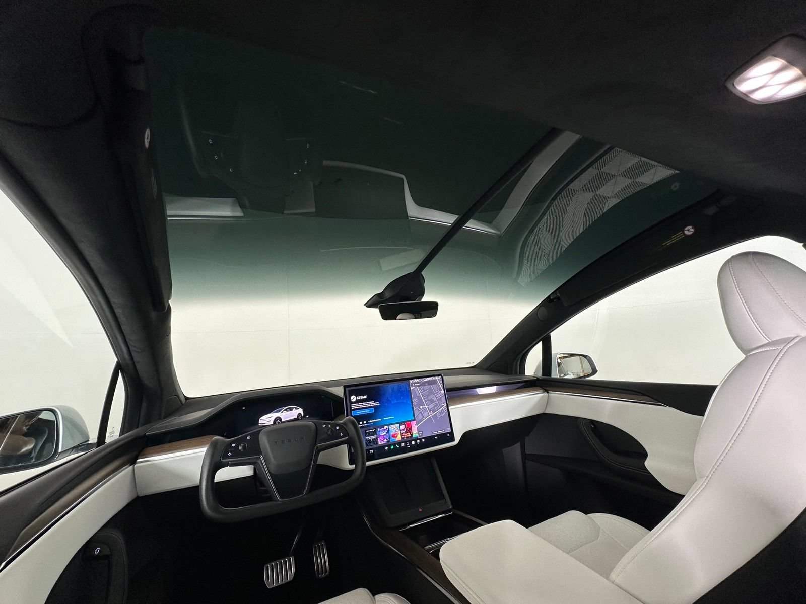 Used 2023 Tesla Model X AWD/4WD image 7