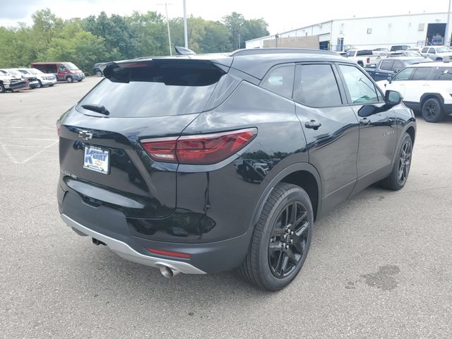 New 2026 Chevrolet Blazer LT w/ Convenience Package AWD/4WD image 4