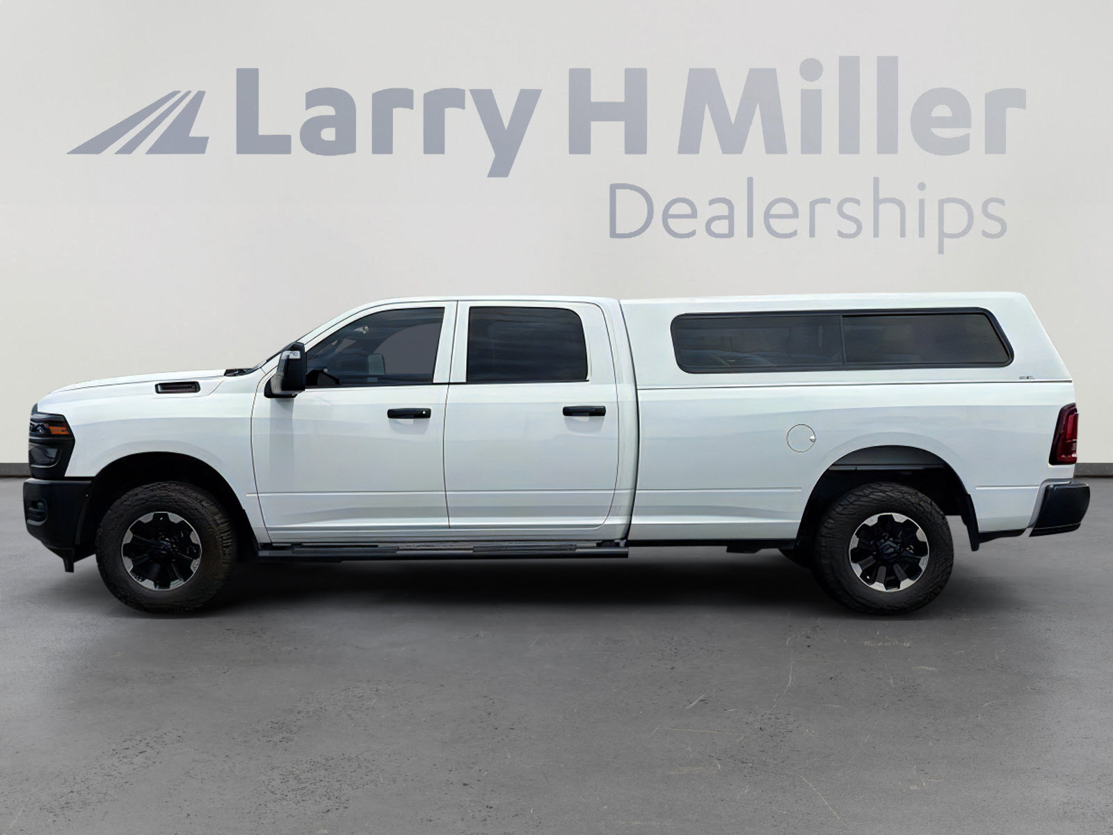 Used 2025 RAM 2500 Tradesman RWD image 3