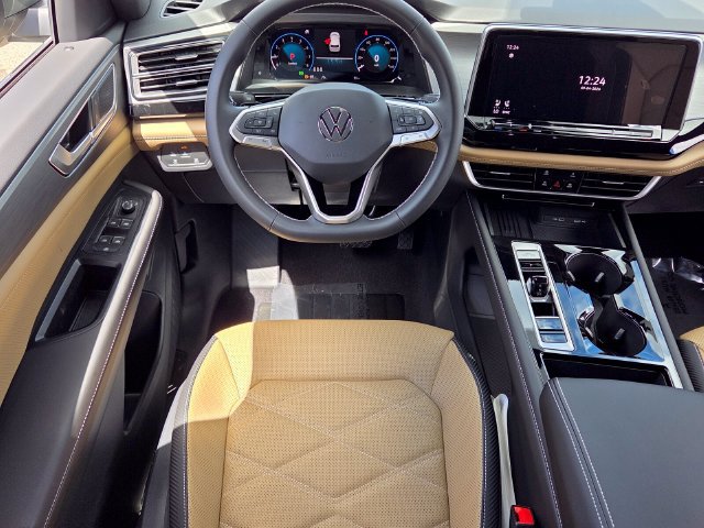 New 2026 Volkswagen Atlas Cross Sport SE FWD image 7