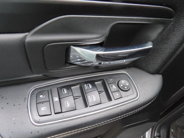 Used 2018 RAM 1500 Rebel w/ Luxury Group AWD/4WD image 19