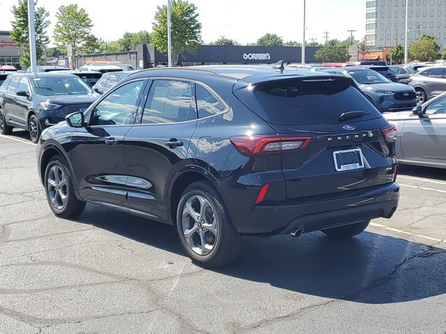 Used 2024 Ford Escape ST-Line w/ Tech Pack #1 AWD/4WD image 4