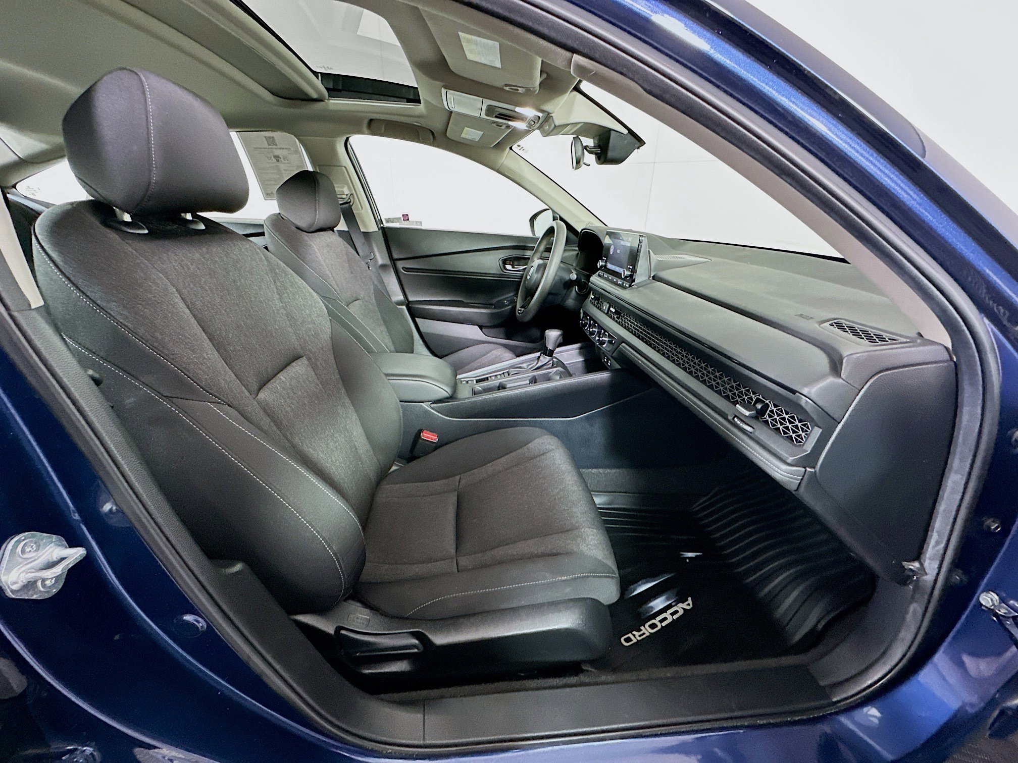 Used 2024 Honda Accord EX image 29