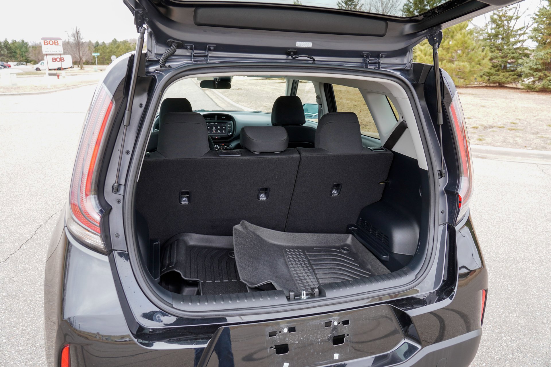 Used 2025 Kia Soul LX w/ LX Technology Package image 16