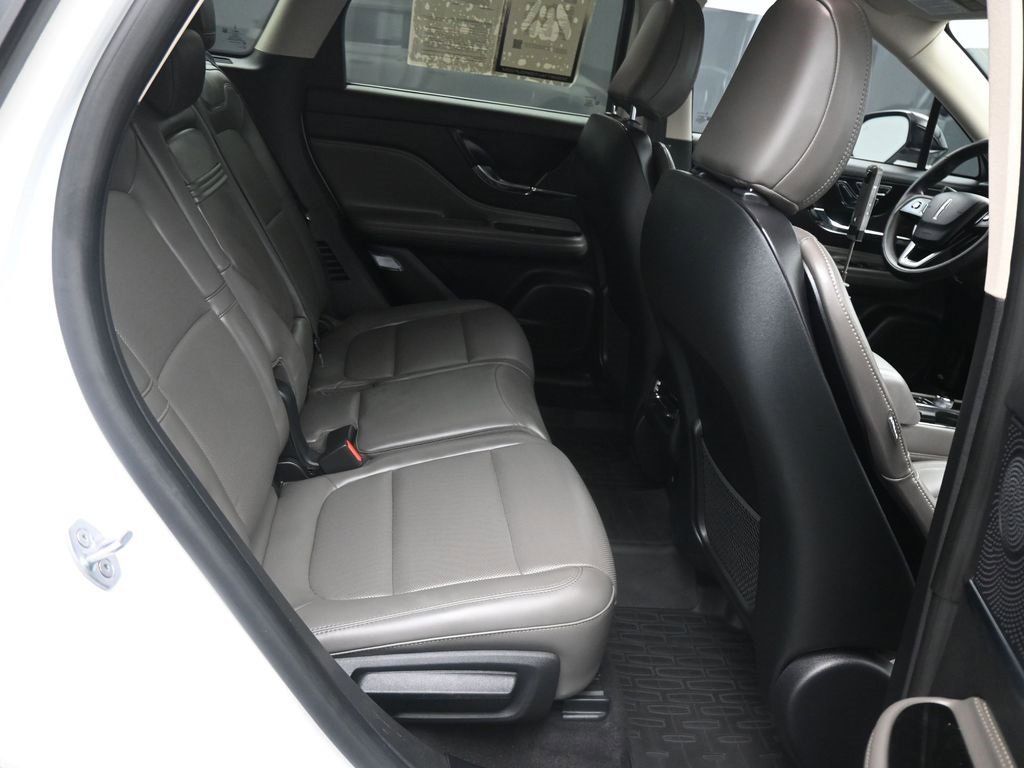 Used 2024 Lincoln Corsair FWD w/ Equipment Group 101A image 14