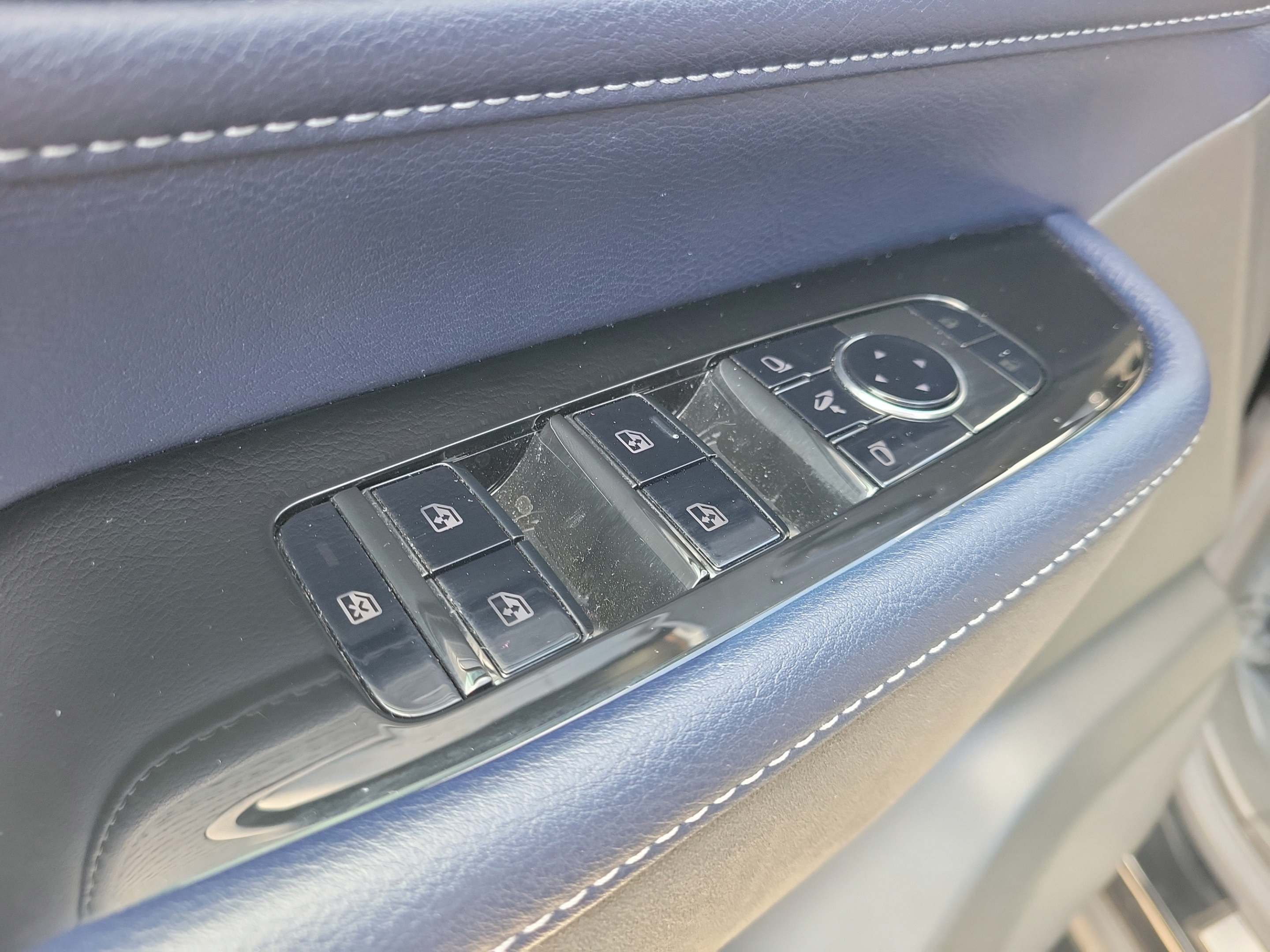 Used 2026 INFINITI QX80 4WD w/ Sport Exterior Package image 35