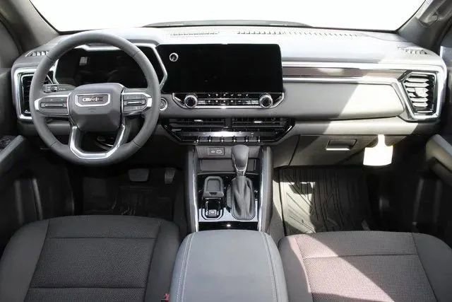 New 2026 GMC Canyon Elevation w/ Convenience Package image 27