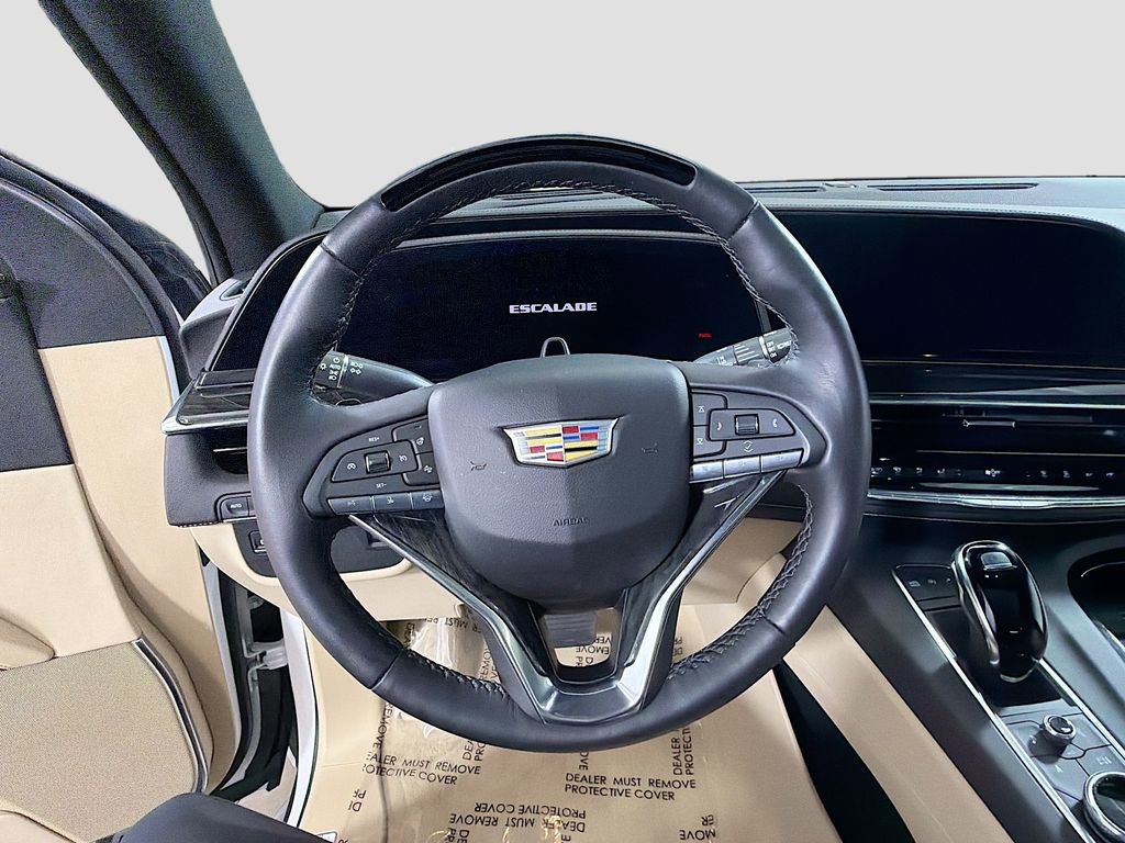 Used 2024 Cadillac Escalade Premium Luxury image 11