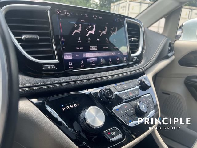 Used 2021 Chrysler Pacifica Limited w/ Premium & Safety Sphere Group AWD/4WD image 23