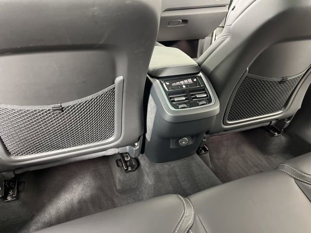 Used 2023 Volvo XC60 B5 Ultimate w/ Climate Package image 41