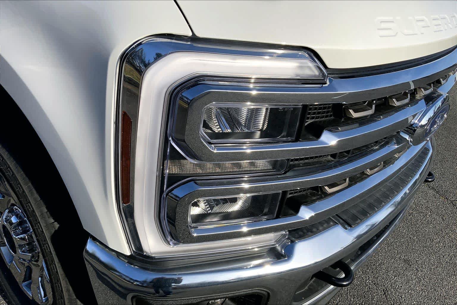New 2026 Ford F350 King Ranch w/ Chrome Package AWD/4WD image 13