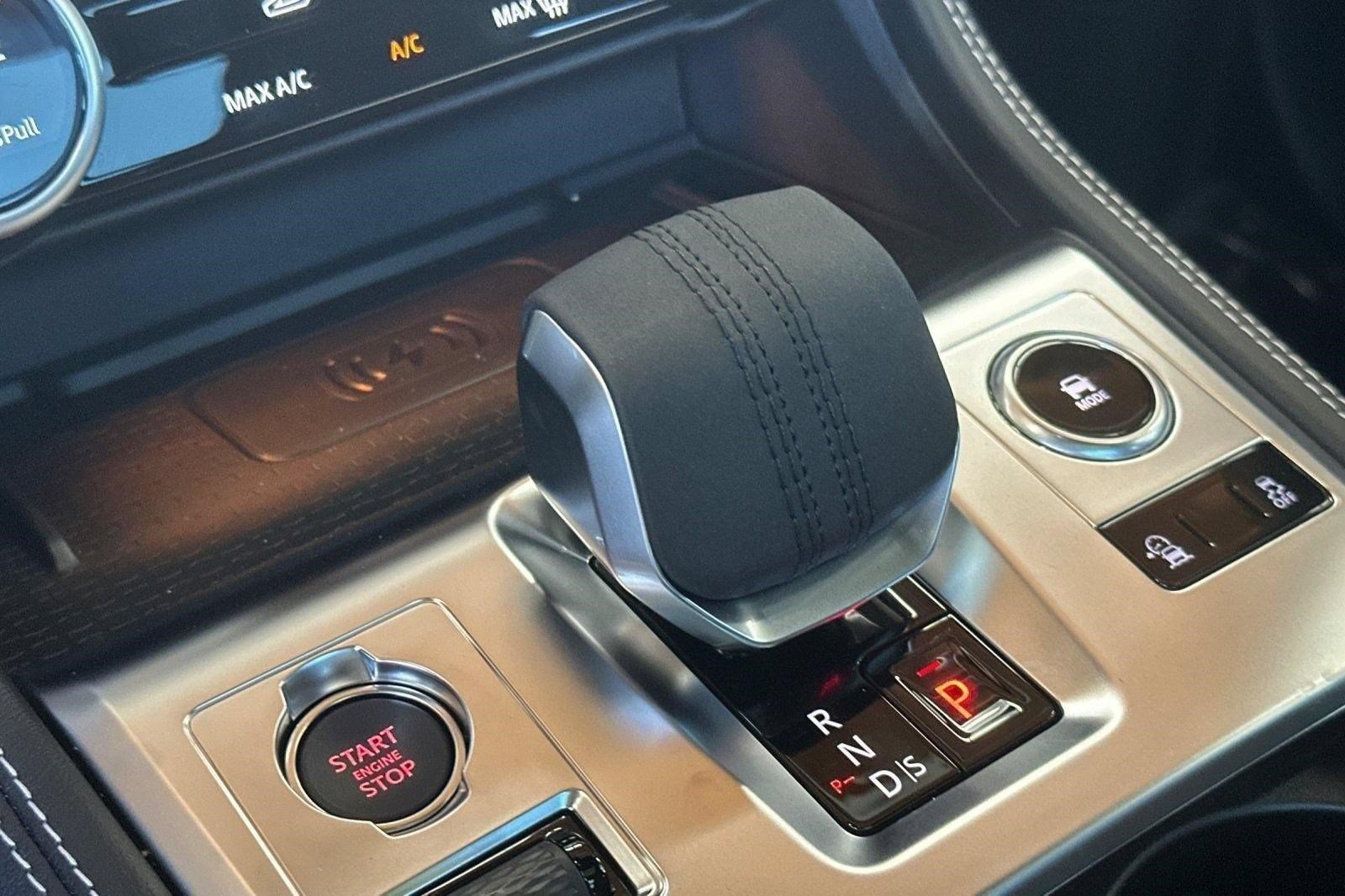 New 2026 Jaguar F-PACE R-Dynamic S AWD/4WD image 14