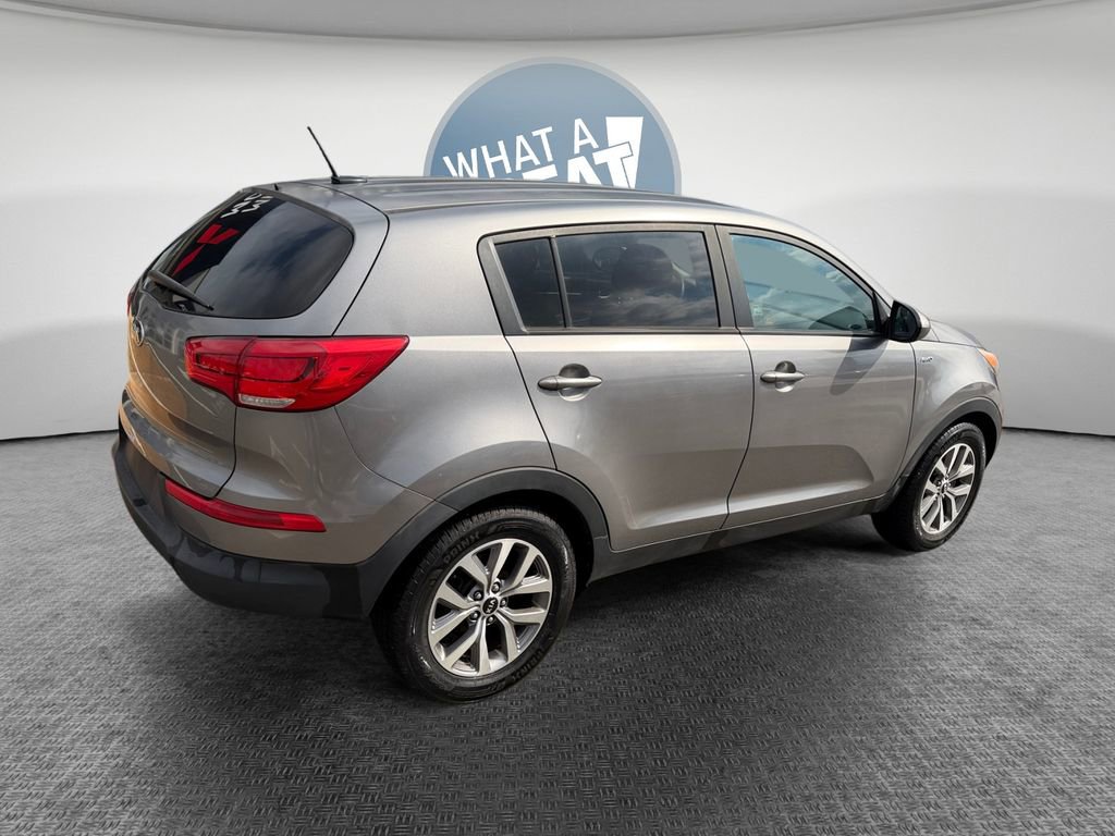 Used 2016 Kia Sportage LX image 3