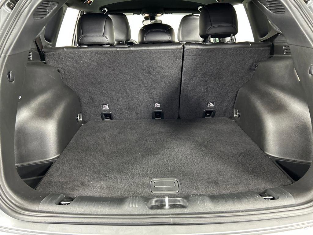 Used 2023 Jeep Compass Altitude image 19