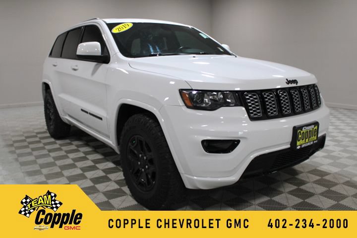 Used 2019 Jeep Grand Cherokee Altitude