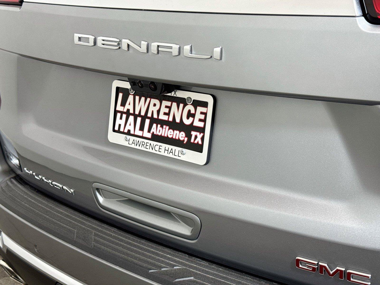 New 2026 GMC Yukon Denali w/ Denali Reserve Package AWD/4WD image 18