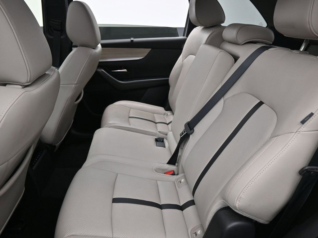 Used 2024 MAZDA CX-90 3.3 Turbo w/ Preferred Package image 28