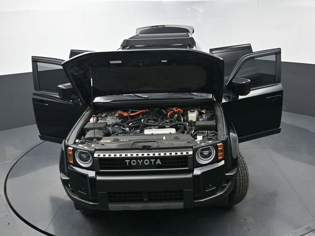 Used 2024 Toyota Land Cruiser image 41