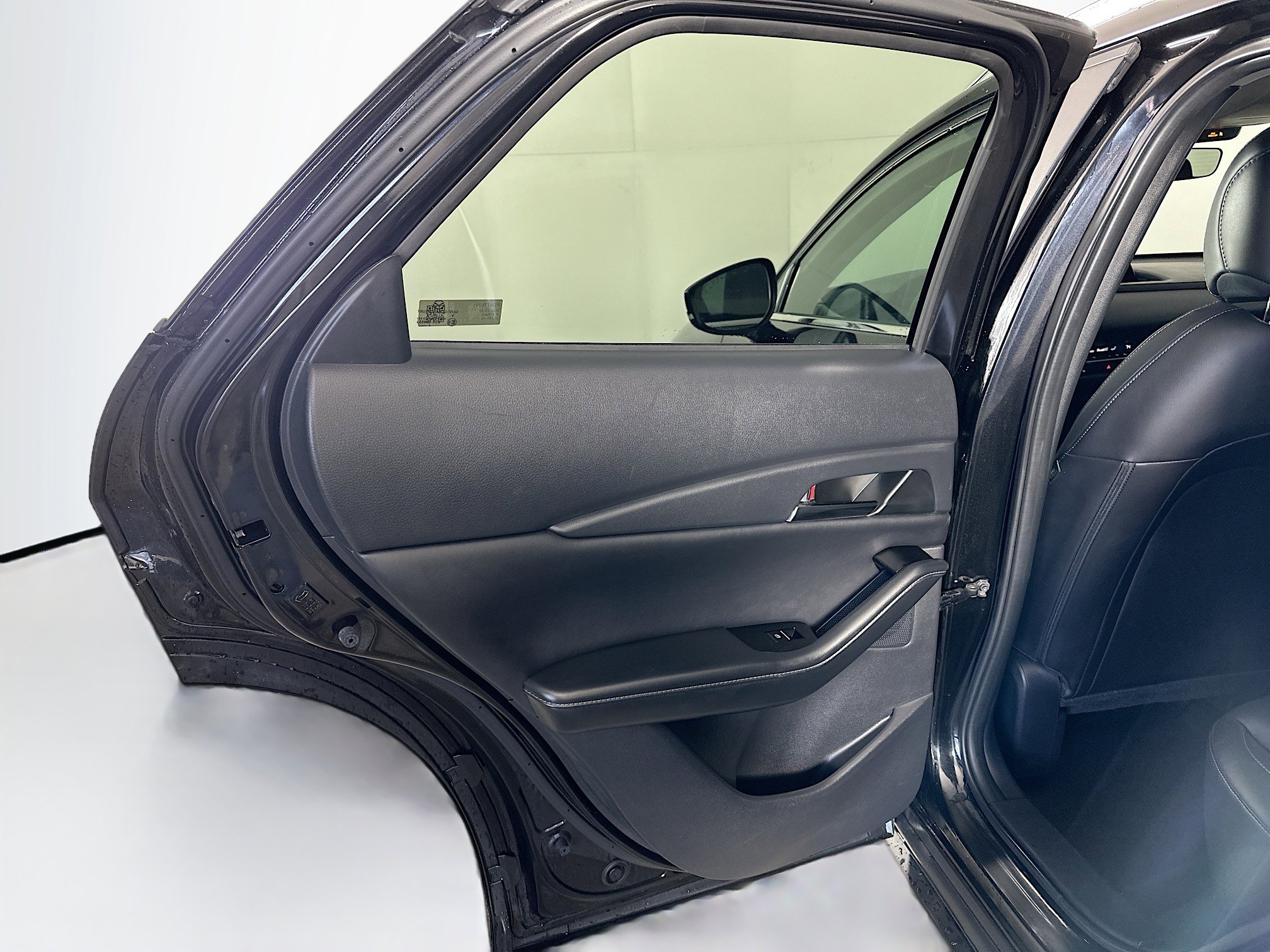 Used 2025 MAZDA CX-30 AWD 2.5 S w/ Preferred Package image 25