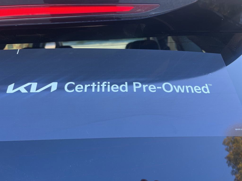 Certified 2023 Kia Sorento SX image 35