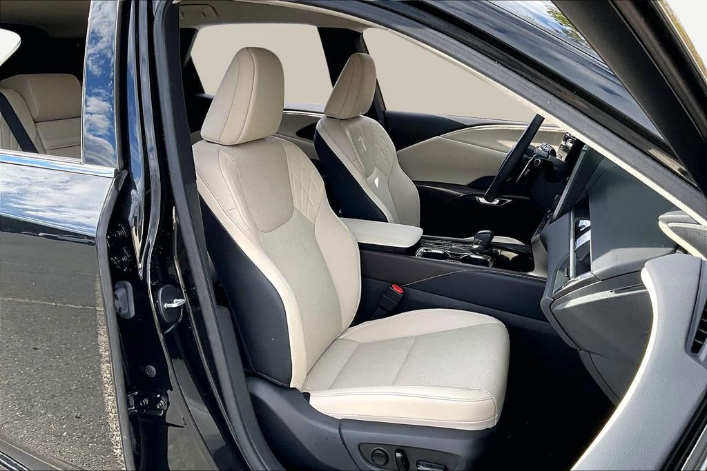Used 2023 Lexus RX 350 FWD image 21