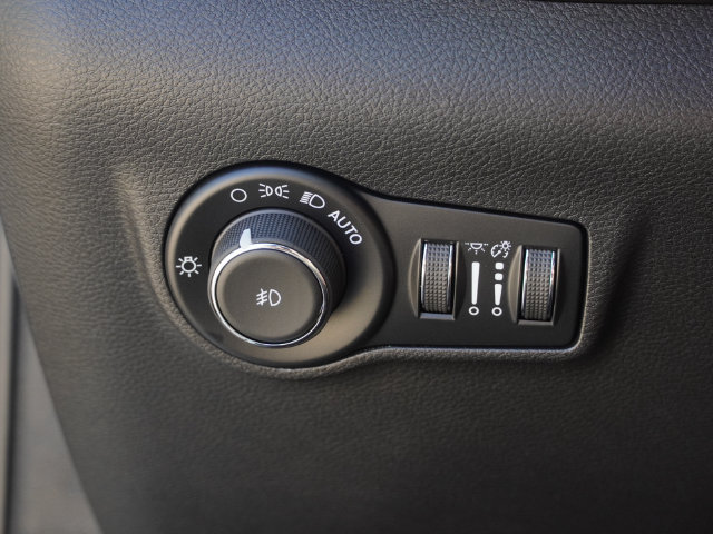 New 2026 Jeep Compass Latitude AWD/4WD image 20