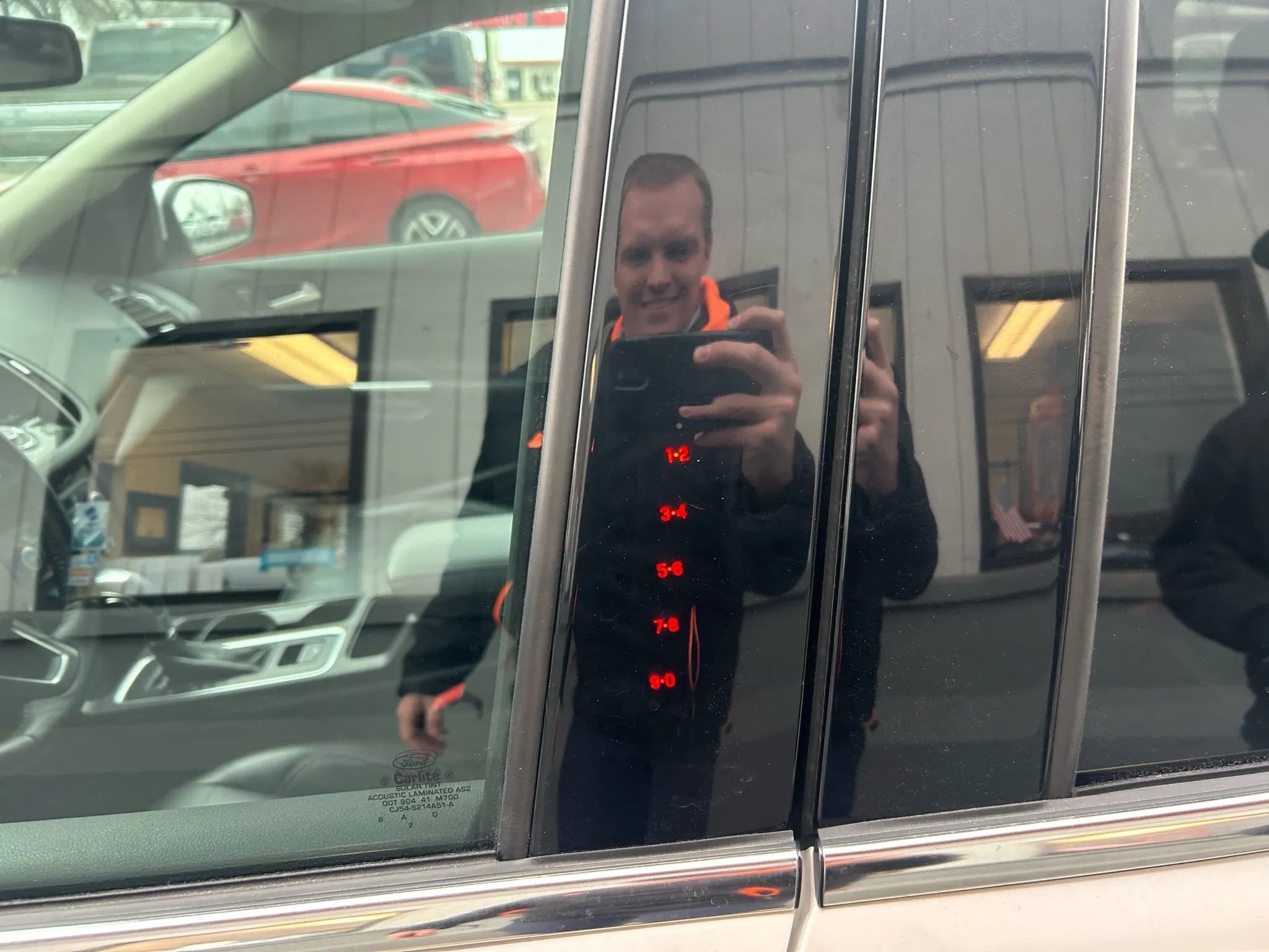 Used 2019 Ford Escape Titanium image 20