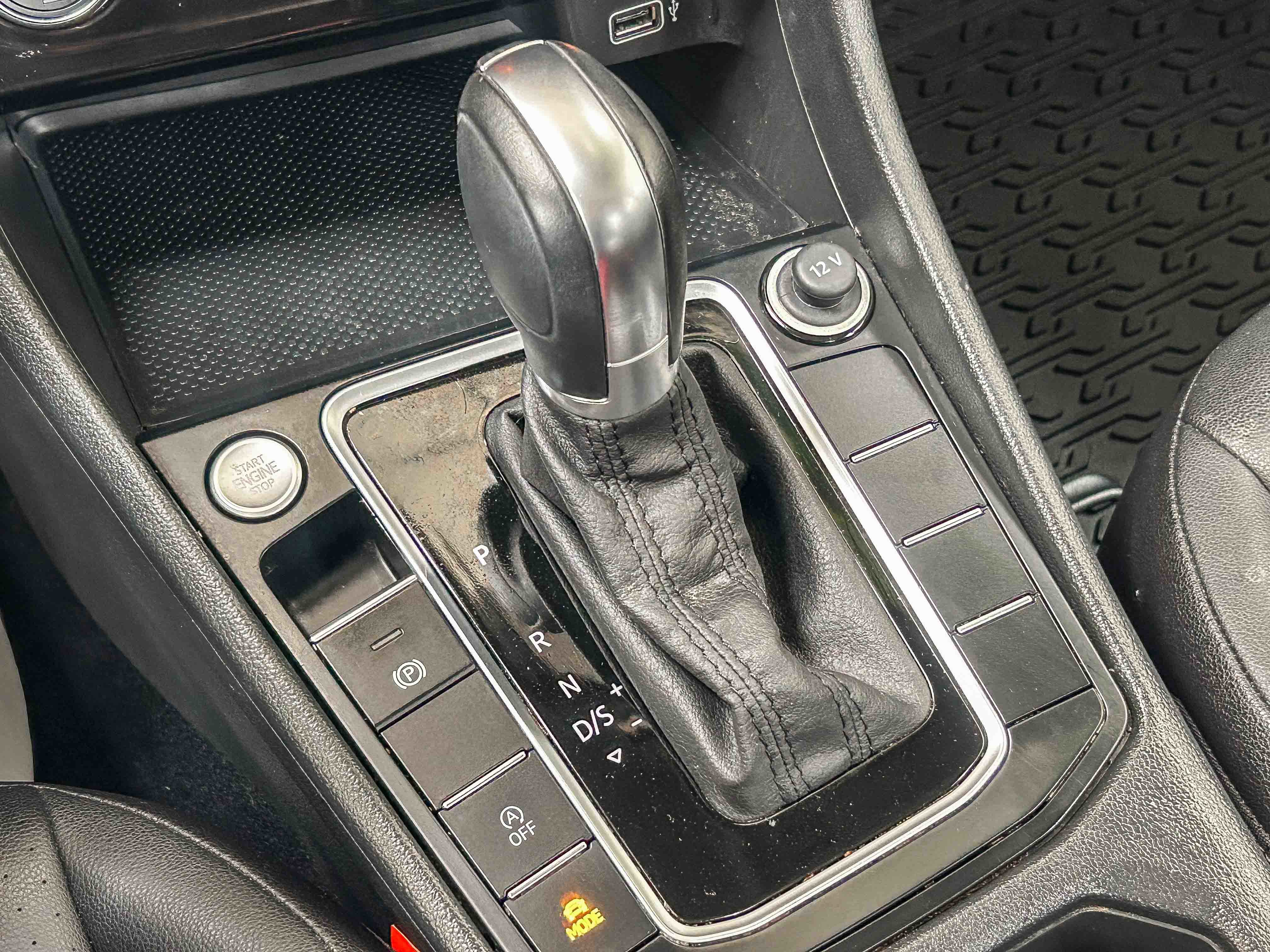 Used 2019 Volkswagen Jetta SEL FWD image 19