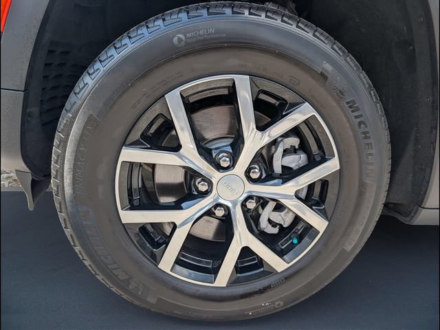 Used 2023 Jeep Grand Cherokee L Limited w/ Luxury Tech Group II AWD/4WD image 20