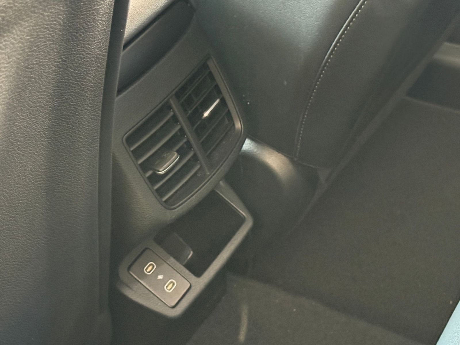 Used 2025 Kia Seltos S image 23