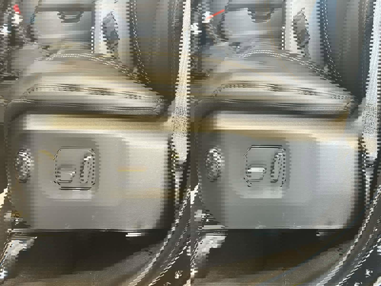 New 2025 Jeep Wrangler Unlimited Rubicon 392 image 24