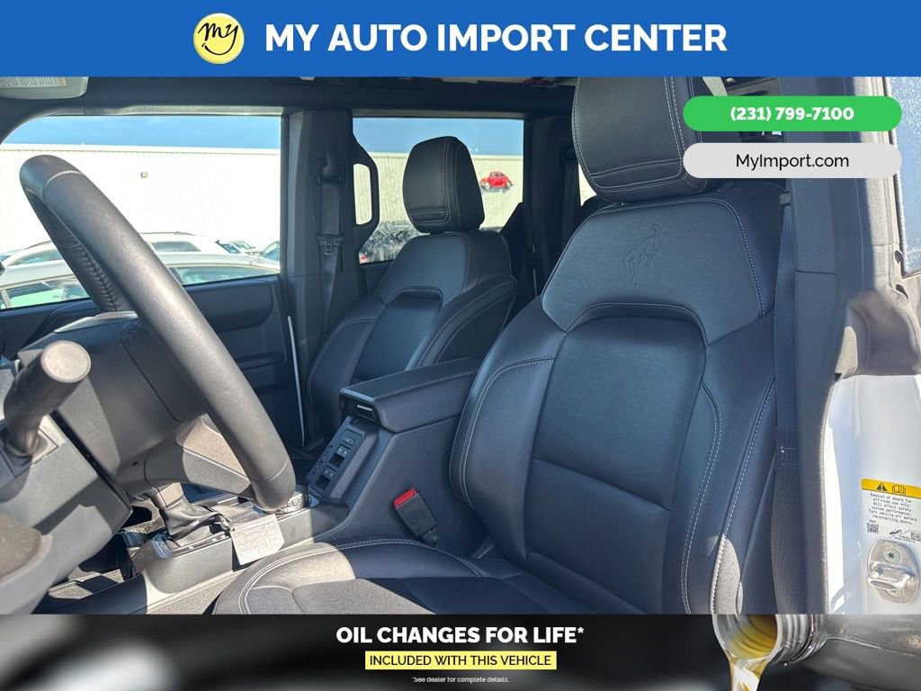 Used 2025 Ford Bronco Badlands AWD/4WD image 12
