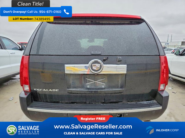 Used 2007 Cadillac Escalade w/ Information Package image 8